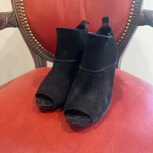 Elegant Black Women's Peep-Toe Ankle Booties